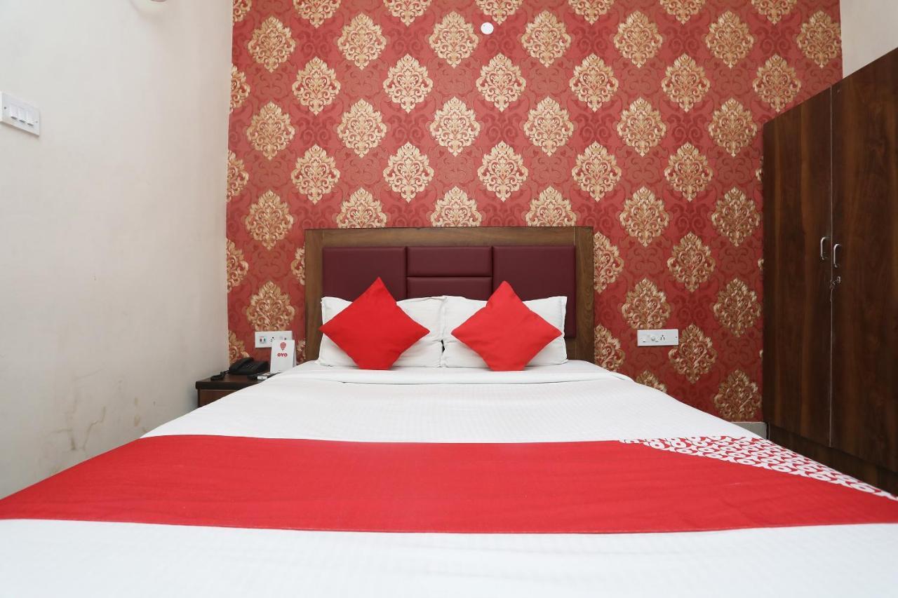 Flagship 13641 Elgin Terrace Hotel Alipur  Bagian luar foto