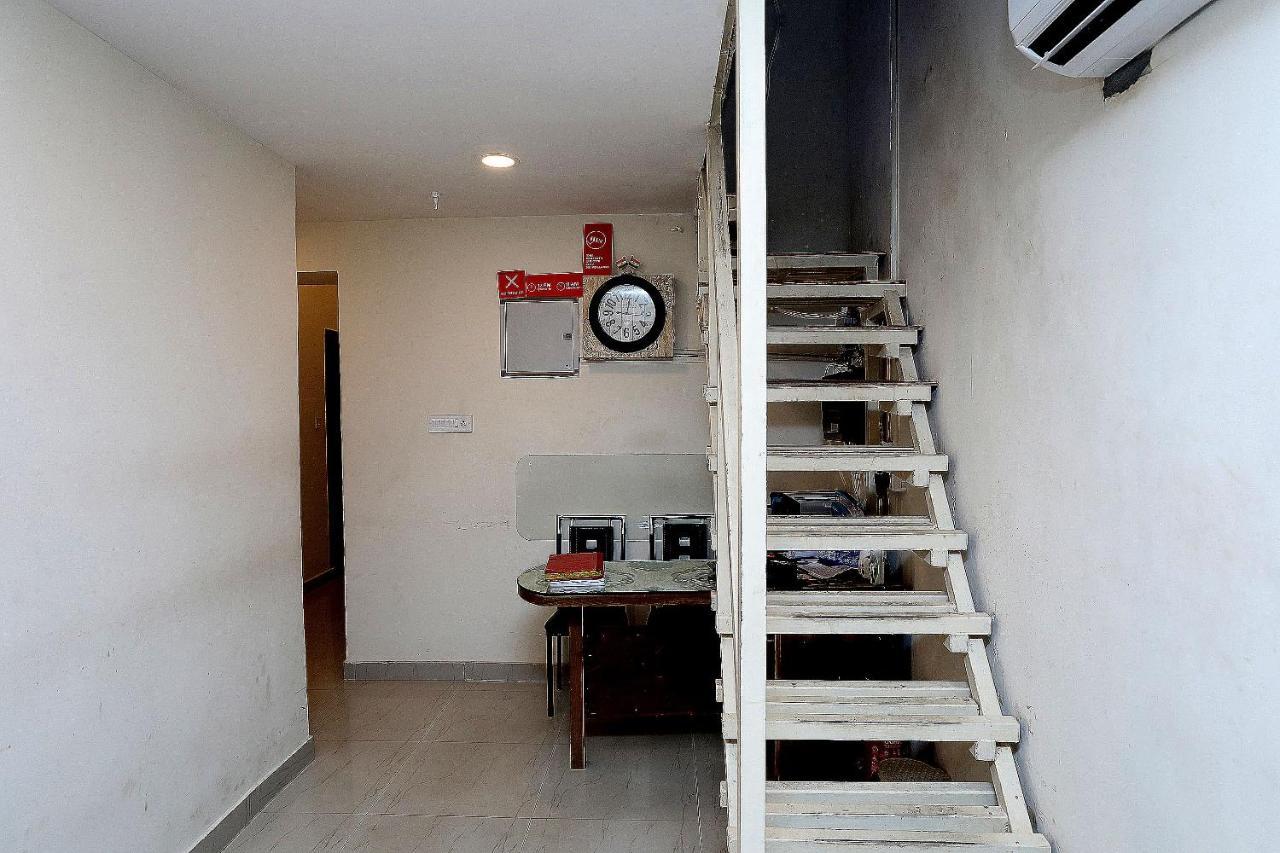 Flagship 13641 Elgin Terrace Hotel Alipur  Bagian luar foto
